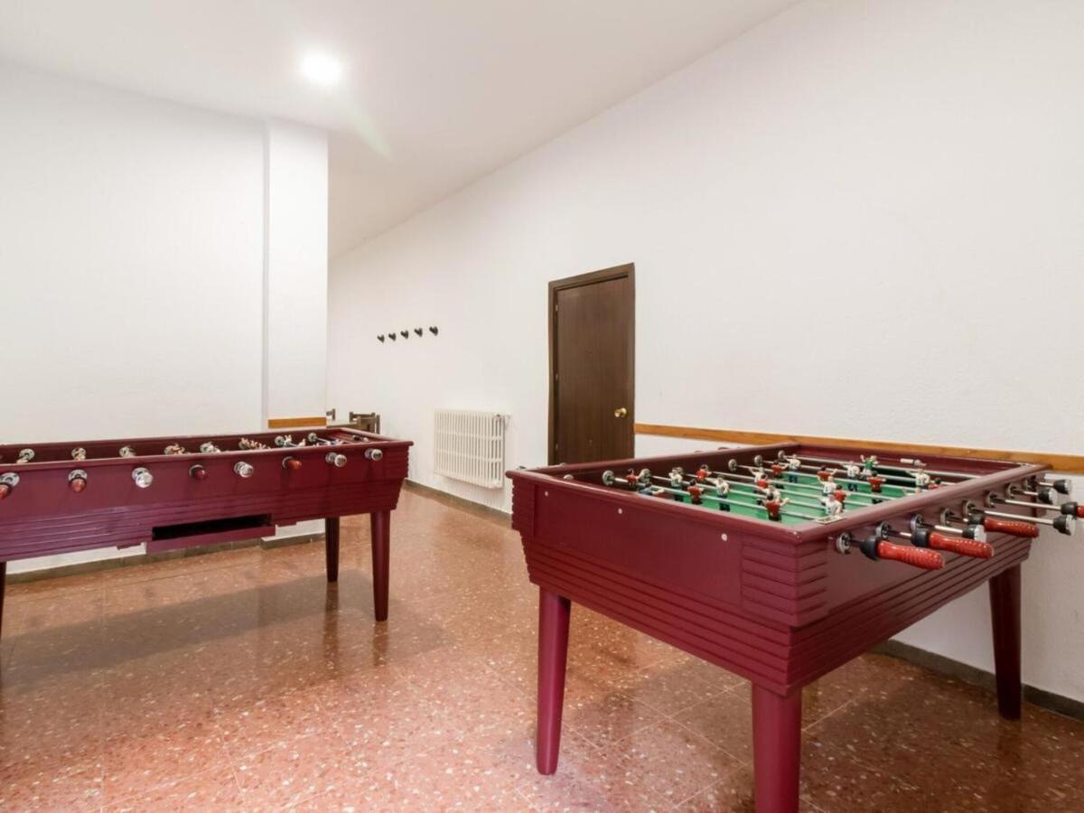 Vielha Centro Estudio Sapporo Bagian luar foto